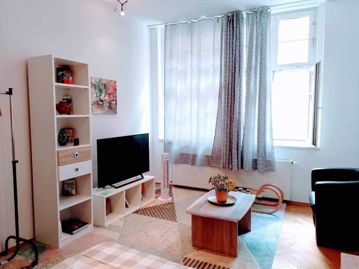 Piano Apartment In Halle Center - Netflix - Free Wifi 1 Bagian luar foto